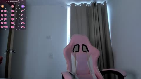 Snapshot of circe_l chatting on October 2025 09:14:01 PM Paulina online show from October 2025 09:14:01 PM