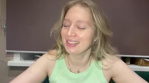 citrusblissss online show from October 2025 02:03:01 PM