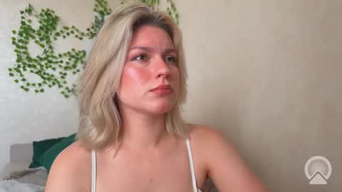 karina online show from September 2025 08:48:01 AM