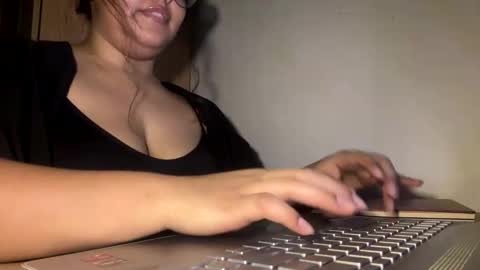 Snapshot of clariun chatting on November 2025 04:50:01 PM clariun online show from November 2025 04:50:01 PM