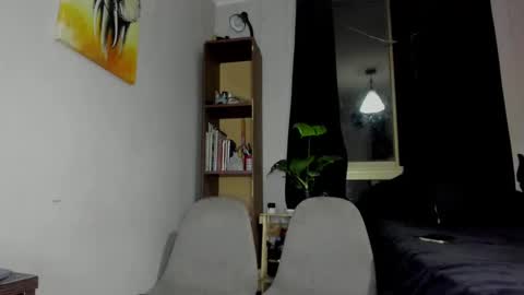 clark_tommy11 online show from December 2024 01:47:01 AM