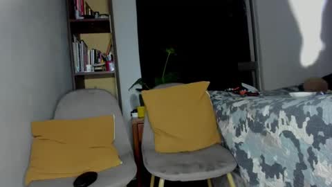 clark_tommy11 online show from December 2024 02:41:02 AM