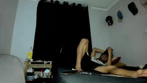 clark_tommy11 online show from February 2025 09:07:01 AM