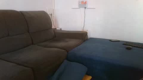 Angel online show from October 2025 04:53:02 AM