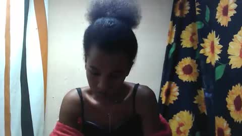 Snapshot of claudiannah chatting on October 2025 06:03:01 AM claudianne online show from October 2025 06:03:01 AM