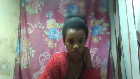 Snapshot of claudiannah chatting on November 2025 05:37:01 PM claudianne online show from November 2025 05:37:01 PM