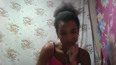 Snapshot of claudiannah chatting on November 2025 02:39:01 PM claudianne online show from November 2025 02:39:01 PM