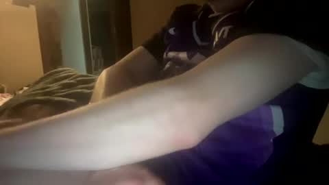 Snapshot of cleatus27 chatting on February 2025 01:52:02 AM cleatus27 online show from February 2025 01:52:02 AM