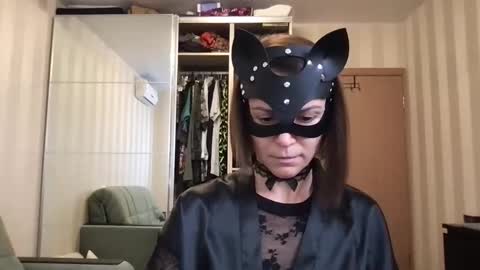 Snapshot of cleo_catra chatting on October 2025 12:36:02 PM cleo_catra online show from October 2025 12:36:02 PM