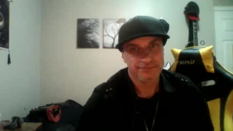 Snapshot of clintwood12 chatting on March 2025 05:40:01 AM chad online show from March 2025 05:40:01 AM