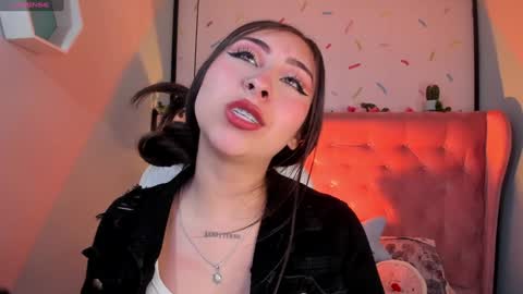Cloe  online show from February 2025 09:19:01 PM