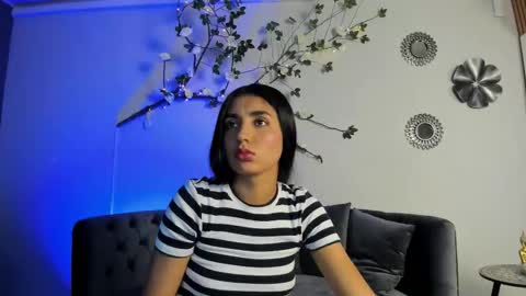 Snapshot of cloe_taylor__ chatting on November 2025 07:59:02 PM CLOE online show from November 2025 07:59:02 PM