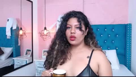 Cloe Stron online show from October 2025 04:15:02 PM