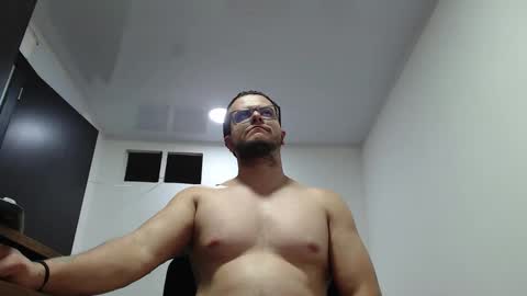 cloudsxxx17 online show from September 2025 05:48:01 PM
