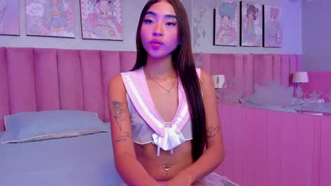 Eilyn online show from December 2024 05:52:01 PM