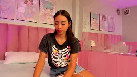 Eilyn online show from December 2024 05:20:02 PM