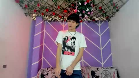 Snapshot of club_latinboys chatting on October 2025 07:34:01 PM club_latinboys online show from October 2025 07:34:01 PM