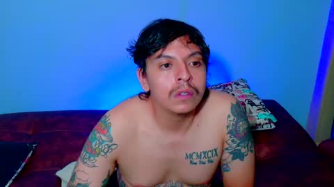 Snapshot of clydexxxbunny chatting on January 2025 05:26:02 AM Clyde and Bunny online show from January 2025 05:26:02 AM