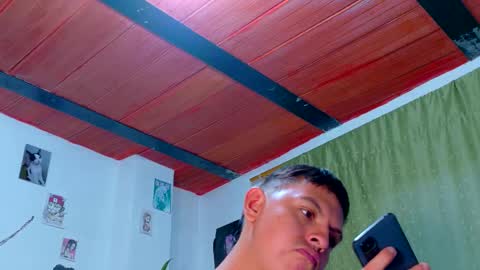 Snapshot of clydexxxbunny chatting on September 2025 02:12:01 AM Clyde and Bunny online show from September 2025 02:12:01 AM