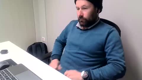 Snapshot of cmp_brandon chatting on January 2025 01:11:01 PM cmp_brandon online show from January 2025 01:11:01 PM