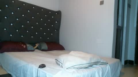 Snapshot of cock_addict183 chatting on October 2025 08:52:01 PM Cock Addict online show from October 2025 08:52:01 PM