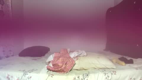 Snapshot of cock_addict183 chatting on December 2025 10:54:02 AM Cock Addict online show from December 2025 10:54:02 AM