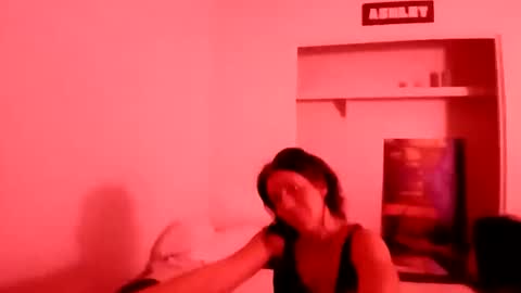 Snapshot of cockdoctor11 chatting on January 2025 01:08:01 AM cockdoctor11 online show from January 2025 01:08:01 AM