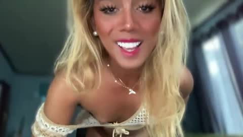 Snapshot of cockprincess_dianna chatting on December 2024 05:55:01 AM PrincessDianna IslandGirl CUMSHOW in PVT and PASSWORDSHOW online show from December 2024 05:55:01 AM