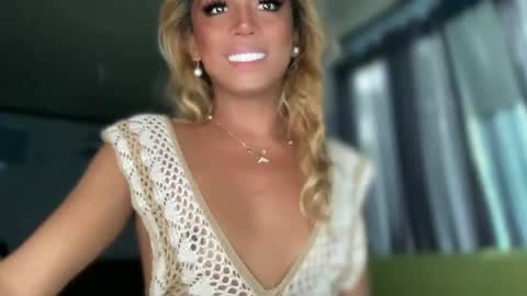 Snapshot of cockprincess_dianna chatting on January 2025 08:14:01 AM PrincessDianna IslandGirl CUMSHOW in PVT and PASSWORDSHOW online show from January 2025 08:14:01 AM