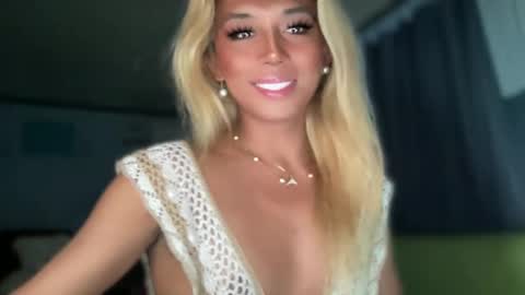 Snapshot of cockprincess_dianna chatting on January 2025 04:02:02 PM PrincessDianna IslandGirl CUMSHOW in PVT and PASSWORDSHOW online show from January 2025 04:02:02 PM