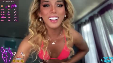 Snapshot of cockprincess_dianna chatting on January 2025 05:03:01 AM PrincessDianna IslandGirl CUMSHOW in PVT and PASSWORDSHOW online show from January 2025 05:03:01 AM