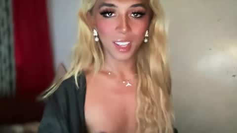 Snapshot of cockprincess_dianna chatting on January 2025 05:02:01 AM PrincessDianna IslandGirl CUMSHOW in PVT and PASSWORDSHOW online show from January 2025 05:02:01 AM