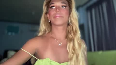 Snapshot of cockprincess_dianna chatting on February 2025 08:31:02 AM PrincessDianna IslandGirl CUMSHOW in PVT and PASSWORDSHOW online show from February 2025 08:31:02 AM
