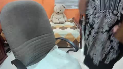 Snapshot of cocktits69 chatting on September 2025 10:13:02 PM titanis online show from September 2025 10:13:02 PM