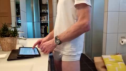 Snapshot of cockvantage chatting on February 2025 03:35:01 PM Cockvantage online show from February 2025 03:35:01 PM