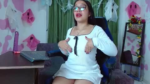 coco_dam online show from October 2025 12:28:01 PM