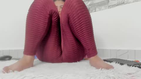 Snapshot of coffee_hot chatting on December 2024 07:07:01 PM laurita online show from December 2024 07:07:01 PM