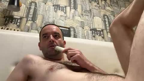 Snapshot of colambus555 chatting on October 2025 03:36:02 AM colambus555 online show from October 2025 03:36:02 AM