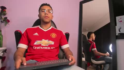 Snapshot of colstorw_ chatting on October 2025 10:34:02 AM colstorw_ online show from October 2025 10:34:02 AM