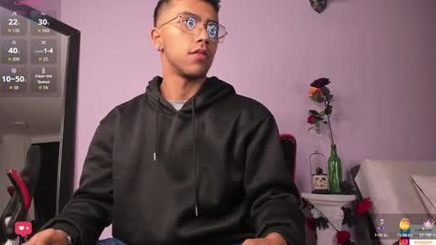 Snapshot of colstorw_ chatting on October 2025 10:35:02 AM colstorw_ online show from October 2025 10:35:02 AM