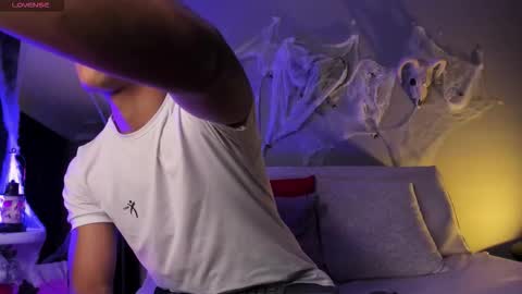 Snapshot of colstorw_ chatting on October 2025 10:38:01 AM colstorw_ online show from October 2025 10:38:01 AM