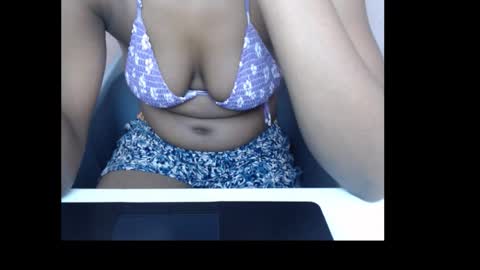 Snapshot of coltish_sexy chatting on October 2025 03:40:02 AM coltish_sexy online show from October 2025 03:40:02 AM