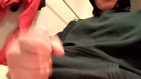 comegetme19 online show from November 2025 12:17:01 PM