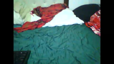 Snapshot of comeherebaby22 chatting on October 2025 10:52:01 PM Your Forever Baby online show from October 2025 10:52:01 PM