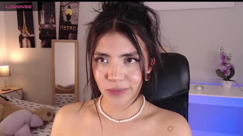 Connie online show from December 2024 09:48:01 PM