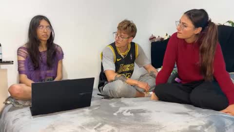 conor_taylor_ online show from September 2025 09:07:02 PM