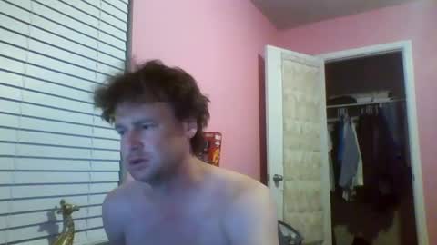 Snapshot of cooldude122222 chatting on November 2025 05:06:01 AM cooldude122222 online show from November 2025 05:06:01 AM