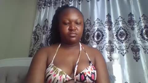 Snapshot of coolgirl001 chatting on October 2025 06:01:01 PM coolgirl001 online show from October 2025 06:01:01 PM