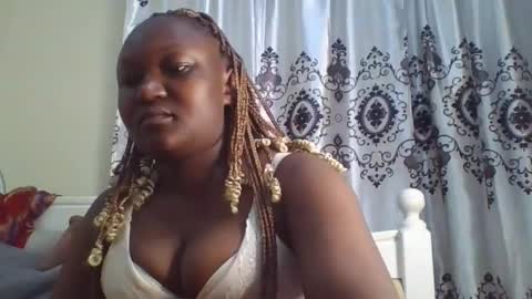 Snapshot of coolgirl001 chatting on November 2025 06:18:02 PM coolgirl001 online show from November 2025 06:18:02 PM