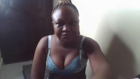 Snapshot of coolgirl001 chatting on November 2025 03:28:01 AM coolgirl001 online show from November 2025 03:28:01 AM